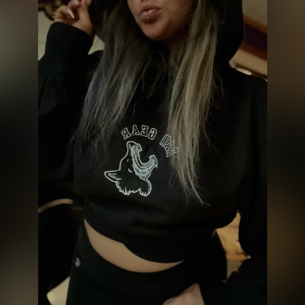 Raw Gear crop hoodie